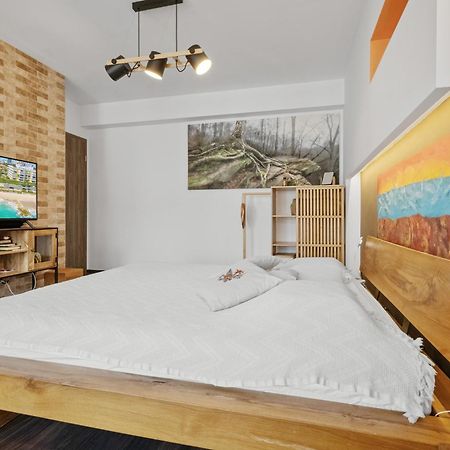 Wooden Touch Studio Braşov Buitenkant foto