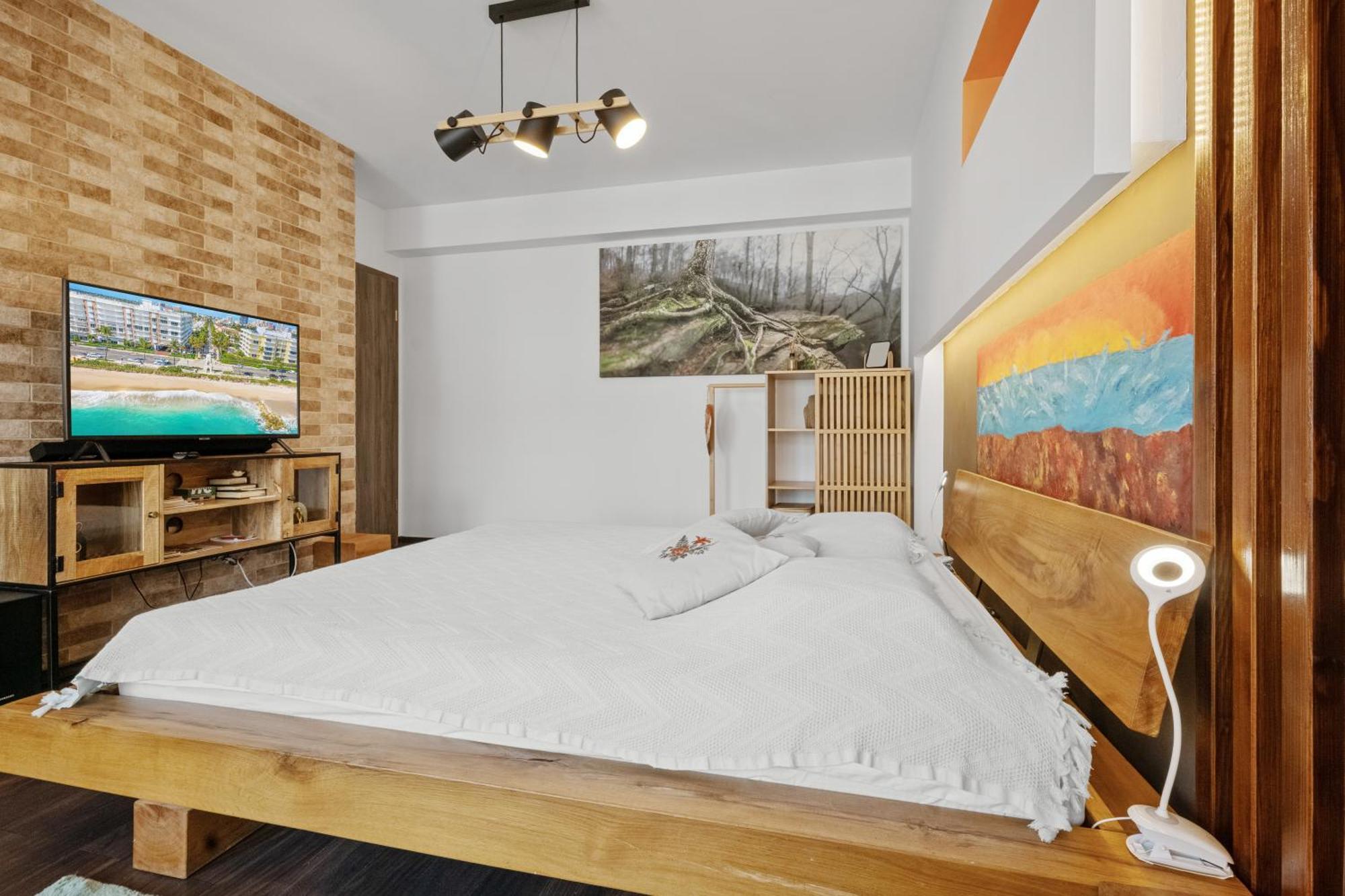 Wooden Touch Studio Braşov Buitenkant foto