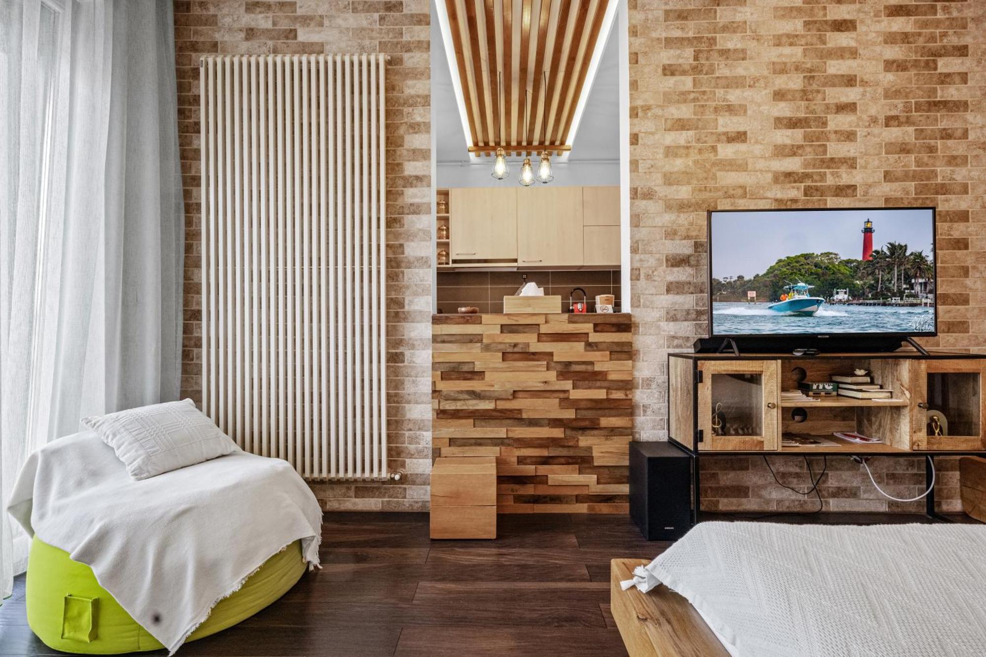 Wooden Touch Studio Braşov Buitenkant foto