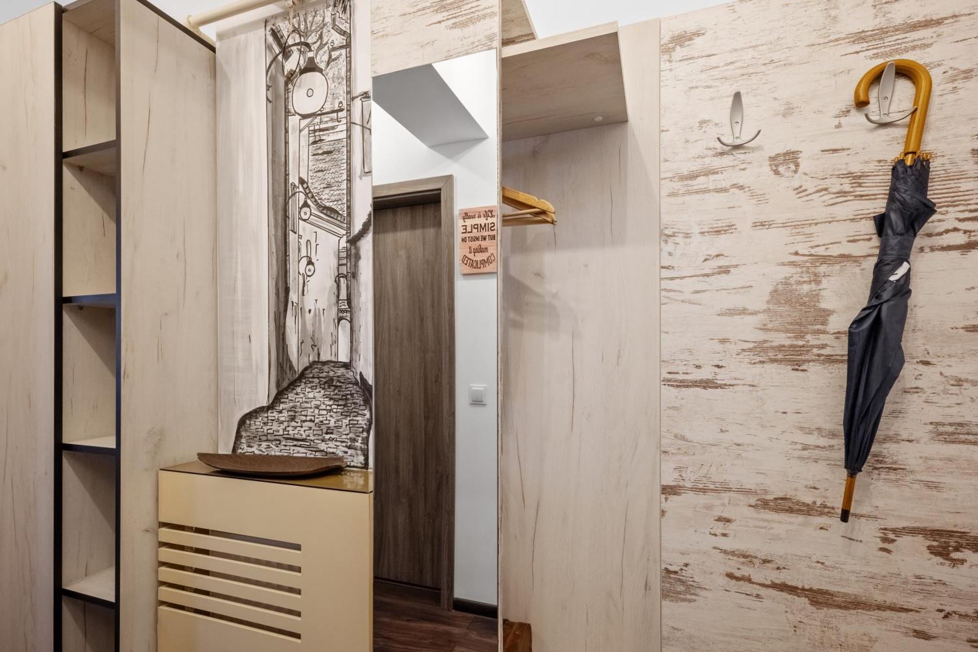 Wooden Touch Studio Braşov Buitenkant foto